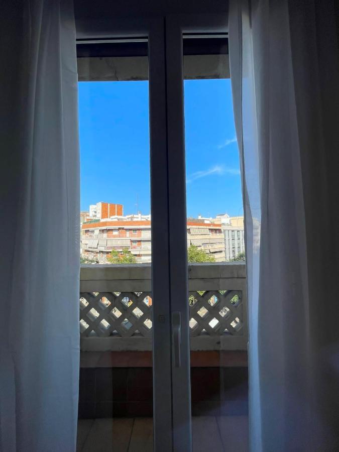 Rooms Nueva Valencia Barcelona Buitenkant foto