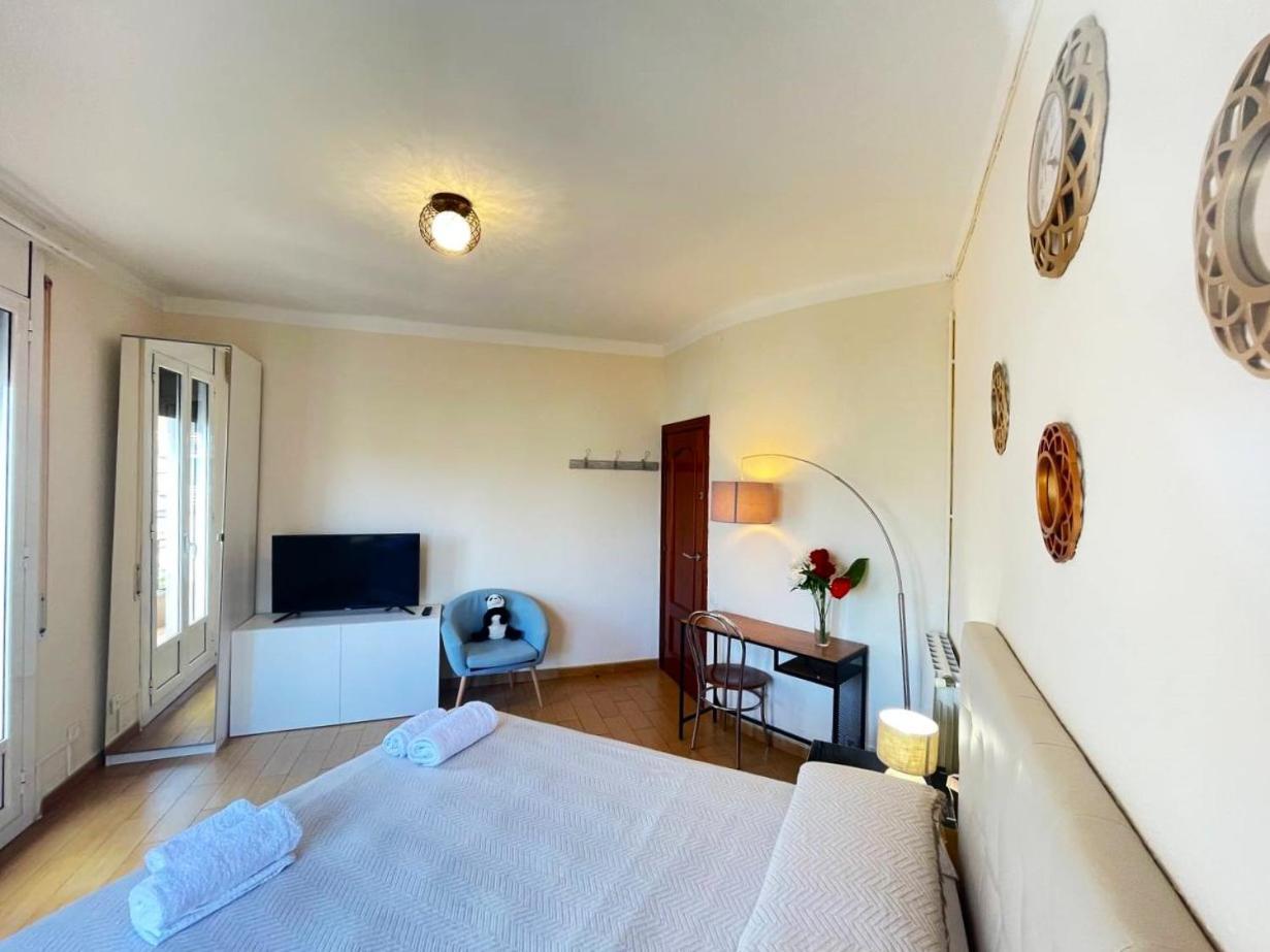 Rooms Nueva Valencia Barcelona Buitenkant foto